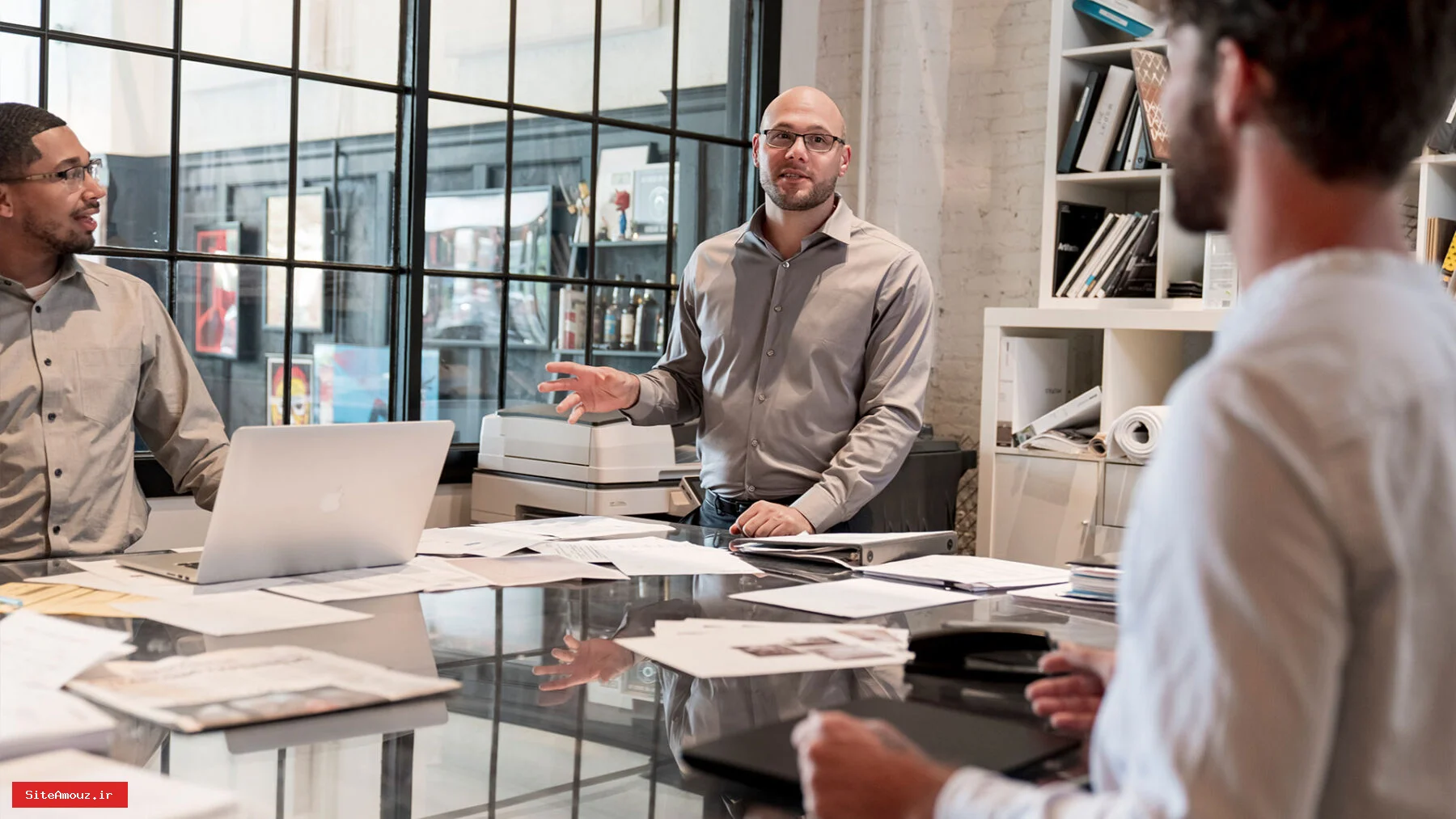 تلفیق هوشمندانه اصول طراحی سایت: راهکار آقا کوچولو برای حل چالش‌های UI/UX، سئو و پرفورمنس در عمل